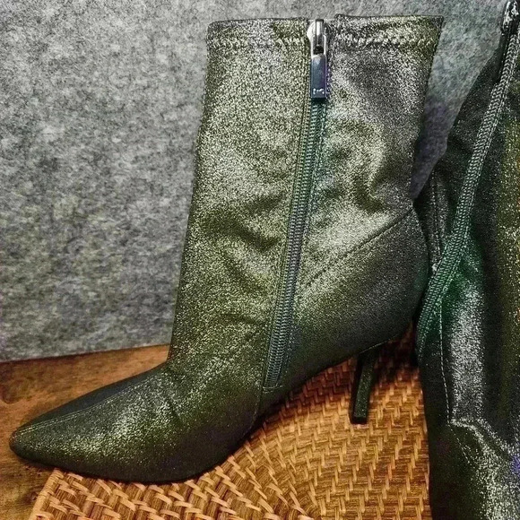 Marc Fisher Kellen High Heel Sock Booties Sparkle Glitter Silver Metallic size 8 - Picture 5 of 9